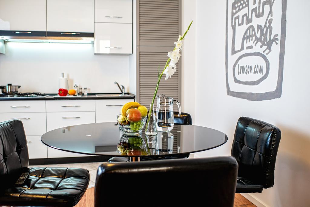 Lvivson Apartments Bagian luar foto